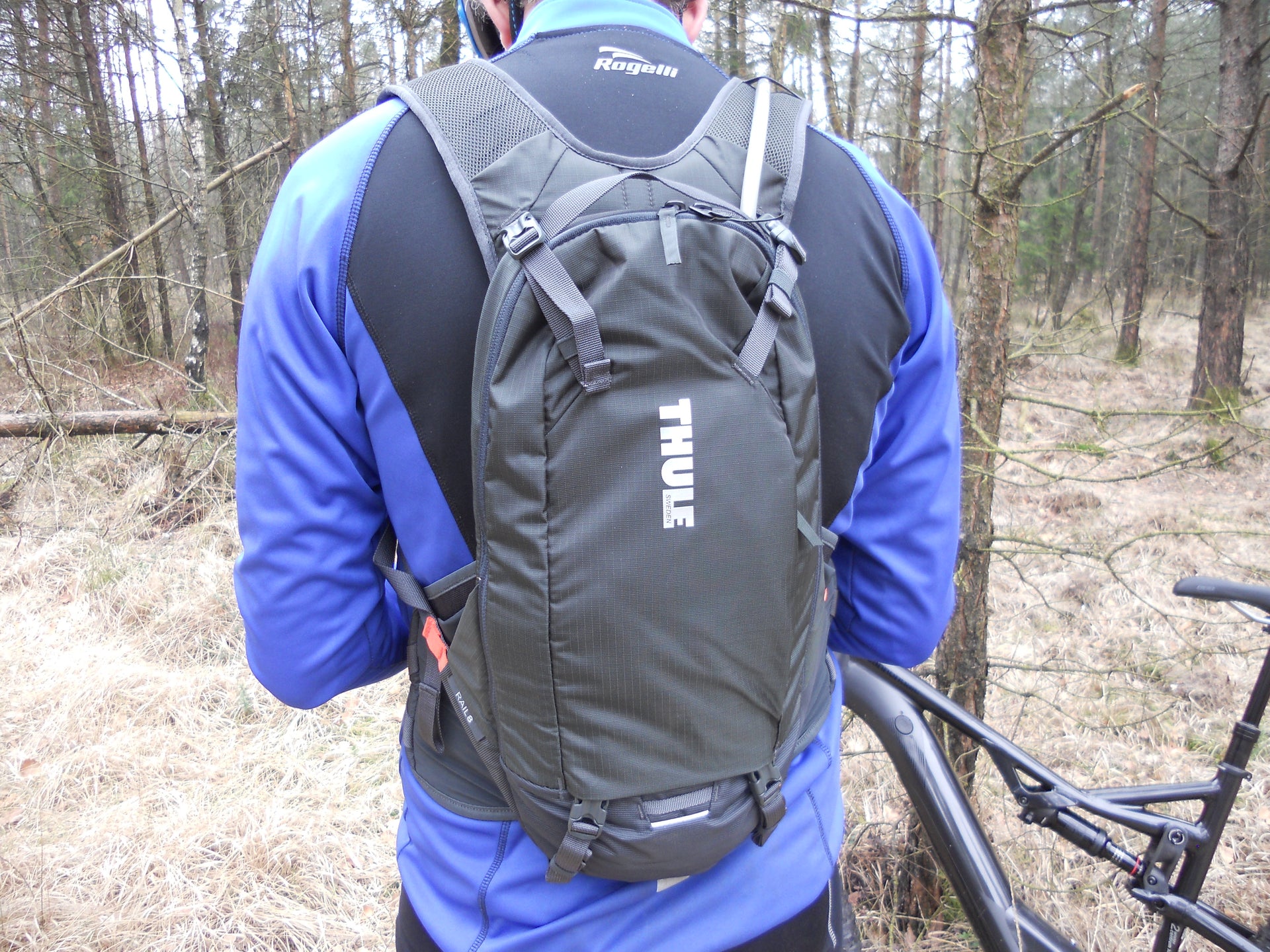 Review: Thule Rail 8 L